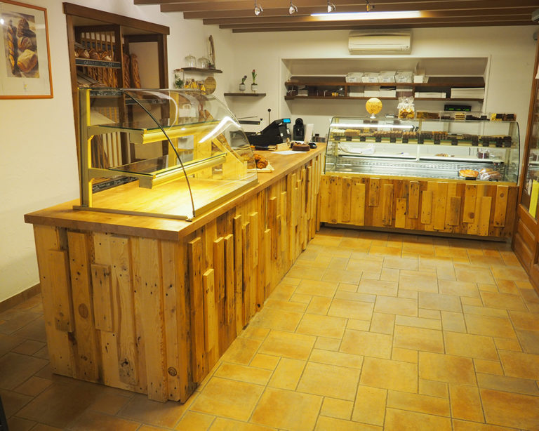 Boulangerie La Croûte en'Or - Comptoir - Etables (07)