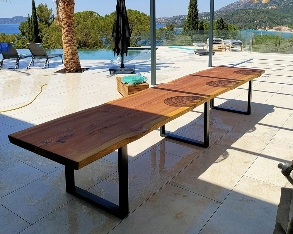 Table à manger Extérieure - Sequoia massif - Le Lavandou (83)