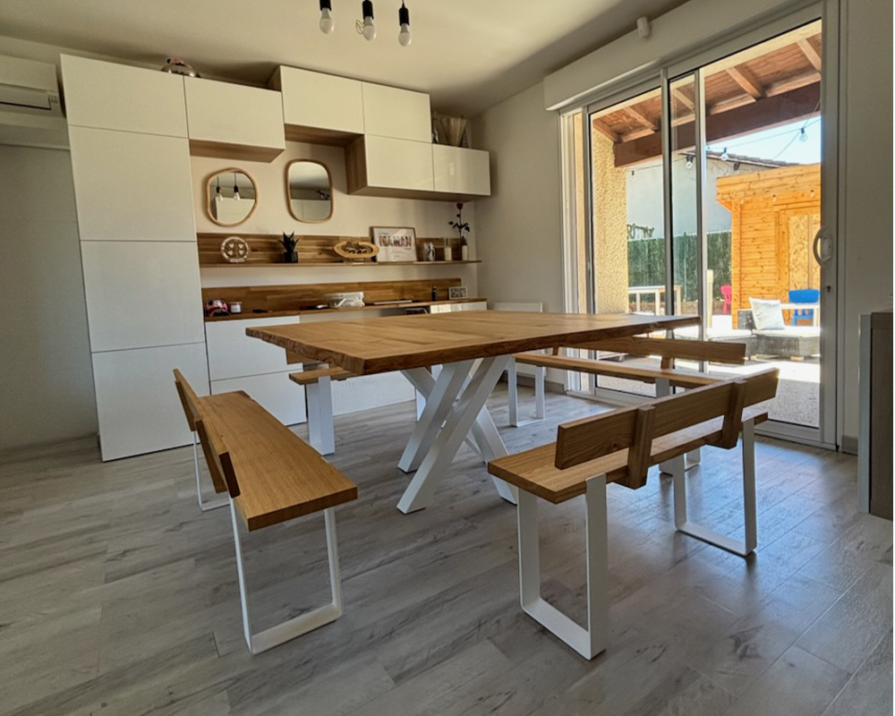 Table à manger et 4 bancs - Châtaignier massif - La Roche-de-Glun (26)